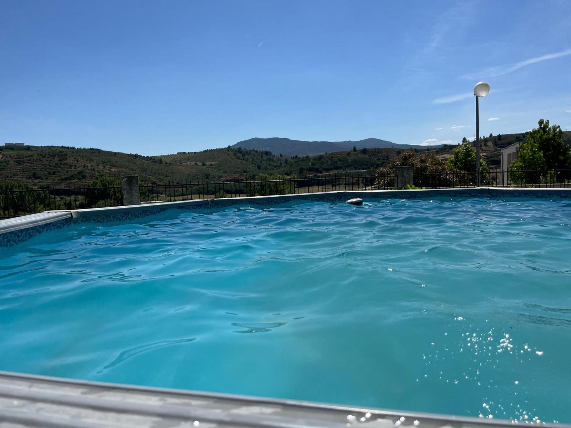 Alojamento, Chelas Rural Al 米兰德拉 外观 照片